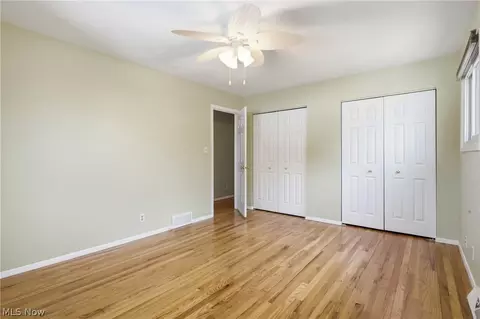 Bedroom - 7000 Drexel Dr, Seven Hills, OH 44131 photo 7 of 7