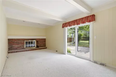 Living - 7000 Drexel Dr, Seven Hills, OH 44131 photo 6 of 9