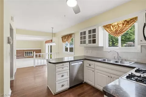 Kitchen - 7000 Drexel Dr, Seven Hills, OH 44131 photo 1 of 3