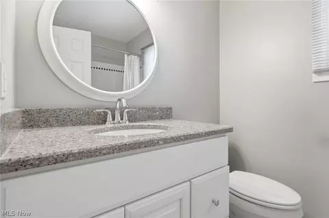 Bath - 7000 Drexel Dr, Seven Hills, OH 44131 photo 2 of 3