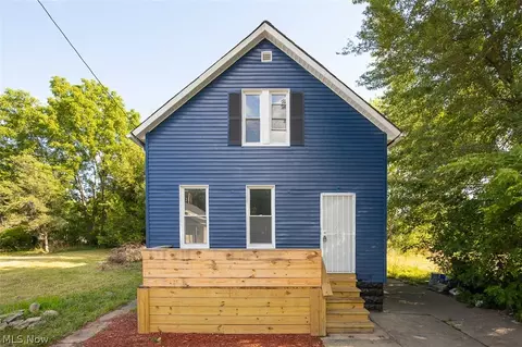 5011 Guy Ave, Cleveland, OH 44127