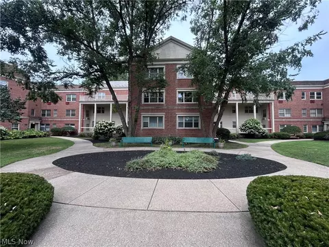 15925 Van Aken Blvd, Shaker Heights, OH 44120