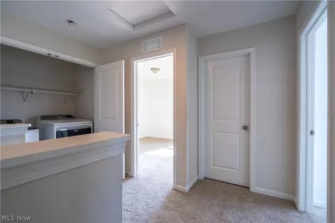 Entry Way - 159 Keywood Blvd, Lagrange, OH 44050 photo 6 of 9