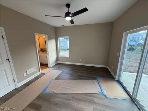 Bedroom - 14501 Kennerdown Dr, Maple Heights, OH 44137 photo 1 of 4