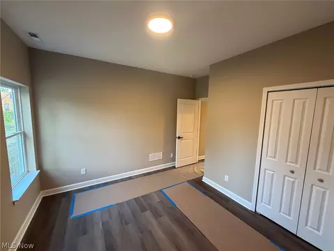Bedroom - 14501 Kennerdown Dr, Maple Heights, OH 44137 photo 3 of 4