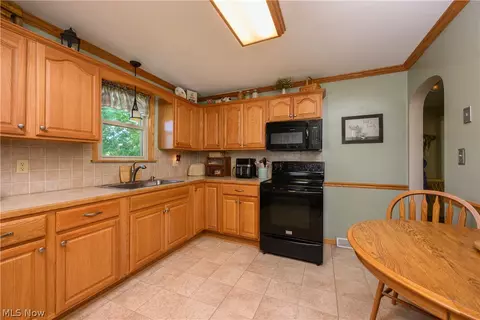 Kitchen - 4457 Emma Pl NW, Canton, OH 44708 photo 2 of 2