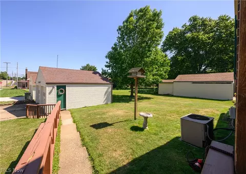 Exterior - 4457 Emma Pl NW, Canton, OH 44708 photo 5 of 6