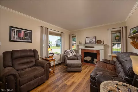 Living - 4457 Emma Pl NW, Canton, OH 44708 photo 2 of 2