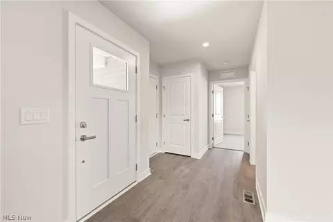 Entry Way - 157 Potomac Dr, Elyria, OH 44035 photo 6 of 7