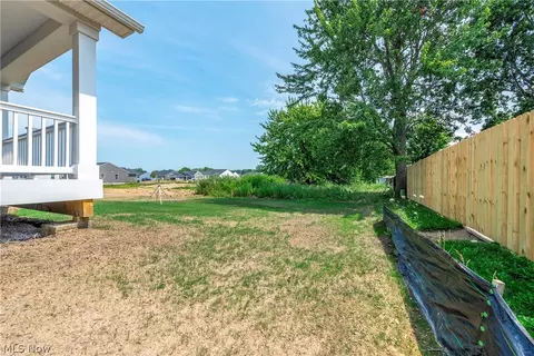 Exterior - 157 Potomac Dr, Elyria, OH 44035 photo 8 of 8