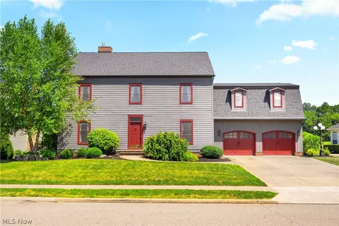 2500 Augusta Dr SE, Massillon, OH 44646