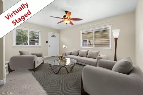 Living - 654 Wesley Dr, Berea, OH 44017 photo 2 of 4