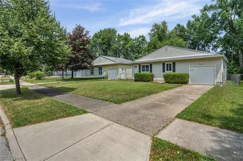 Exterior - 654 Wesley Dr, Berea, OH 44017 photo 2 of 7