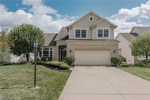4064 Watercourse Dr, Medina, OH 44256