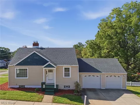 105 Donner Ave NW, North Canton, OH 44720