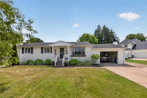 46785 Middle Ridge Rd, Amherst, OH 44001