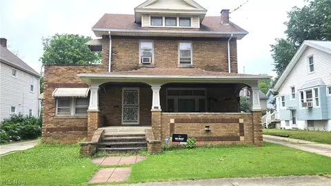 3292 W 128th St, Cleveland, OH 44111
