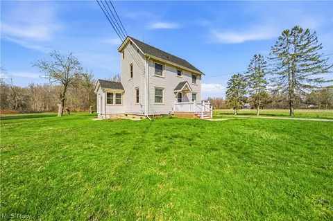 Exterior - 3321 Carpenter Rd, Saybrook, OH 44004 photo 2 of 3