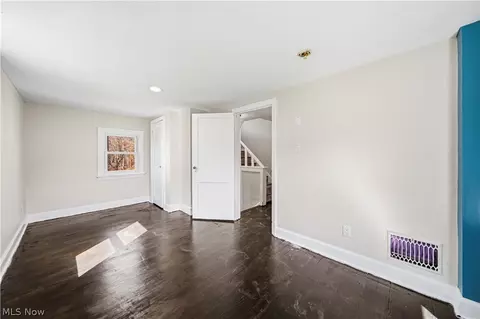 Bedroom - 3321 Carpenter Rd, Saybrook, OH 44004 photo 1 of 4