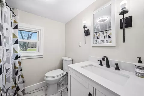 Bath - 3321 Carpenter Rd, Saybrook, OH 44004 photo 1 of 2