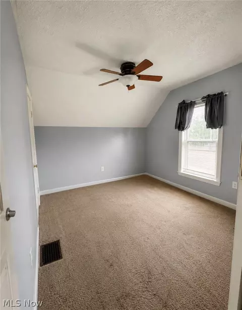 Bedroom - 123 E 35th St, Lorain, OH 44055 photo 1 of 2