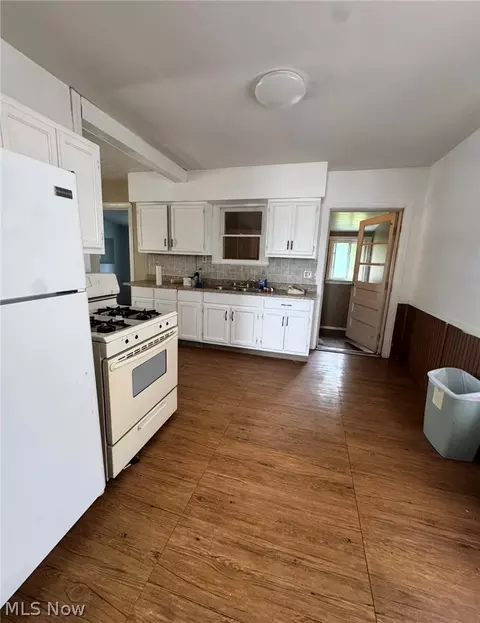 Kitchen - 123 E 35th St, Lorain, OH 44055 photo 1 of 1