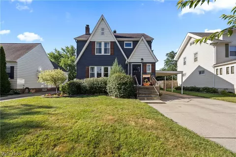 16903 Woodbury Ave, Cleveland, OH 44135