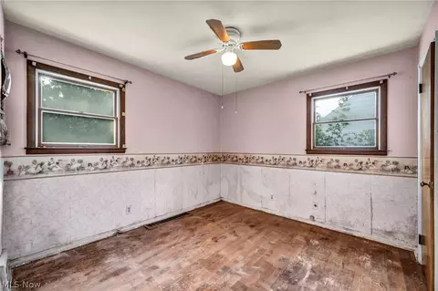 Bedroom - 1513 Maple Dr, Lorain, OH 44052 photo 1 of 9