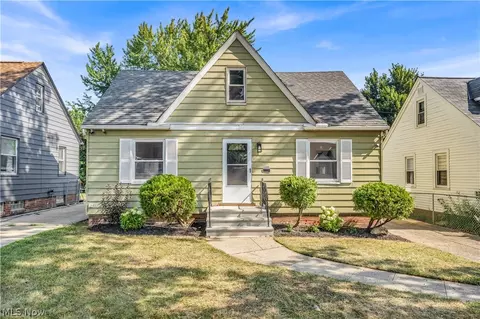 12208 Kensington Ave, Cleveland, OH 44111