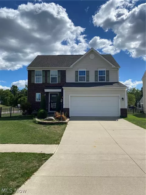 Exterior - 500 Bailey Ct, Lagrange, OH 44050 photo 2 of 6