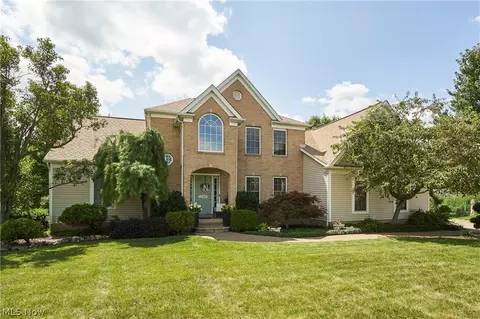 12399 Bridgemont Ave NW, Uniontown, OH 44685