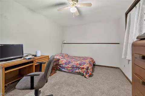 Bedroom - 8488 Crystal Dr, Boardman, OH 44512 photo 6 of 6