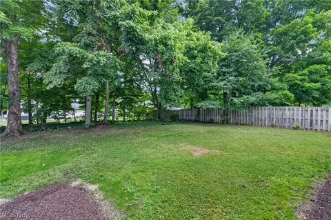 Exterior - 8488 Crystal Dr, Boardman, OH 44512 photo 13 of 13
