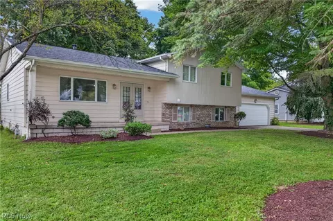 Exterior - 8488 Crystal Dr, Boardman, OH 44512 photo 2 of 13