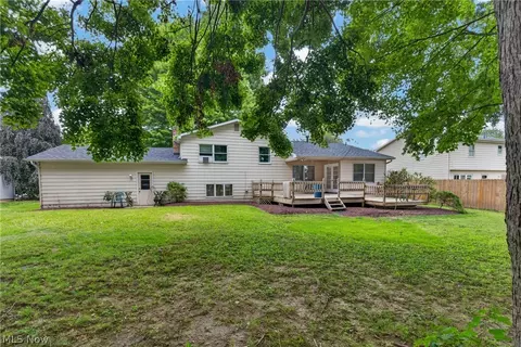 Exterior - 8488 Crystal Dr, Boardman, OH 44512 photo 7 of 13