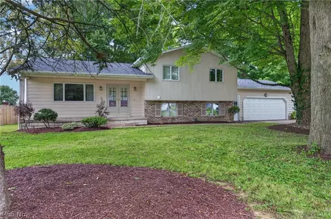 Exterior - 8488 Crystal Dr, Boardman, OH 44512 photo 3 of 13