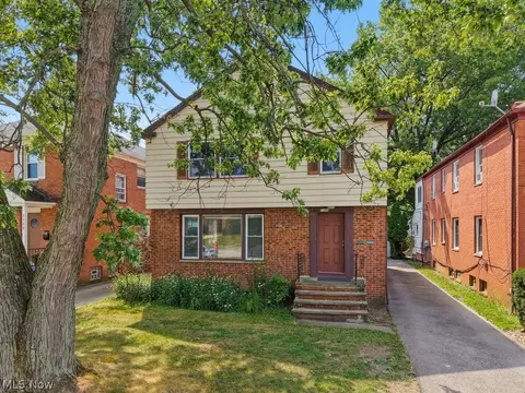 2384 Warrensville Center Rd, University Heights, OH 44118