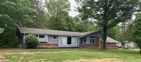 12963 Lynn Dr, Chesterland, OH 44026