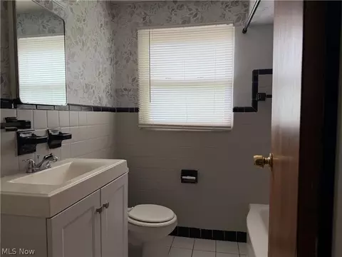 Bath - 294 E 235th St, Euclid, OH 44123 photo 1 of 1