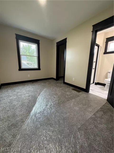 Bedroom - 105 E Vermont Ave, Sebring, OH 44672 photo 2 of 2