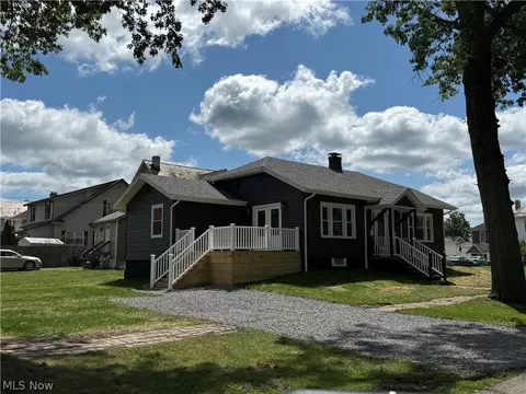 Exterior - 105 E Vermont Ave, Sebring, OH 44672 photo 3 of 4