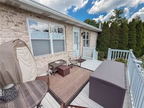 Exterior - 177 Mathews Rd, Boardman, OH 44512 photo 4 of 10