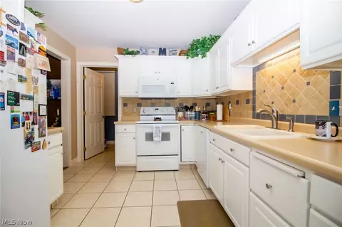 Kitchen - 177 Mathews Rd, Boardman, OH 44512 photo 1 of 3