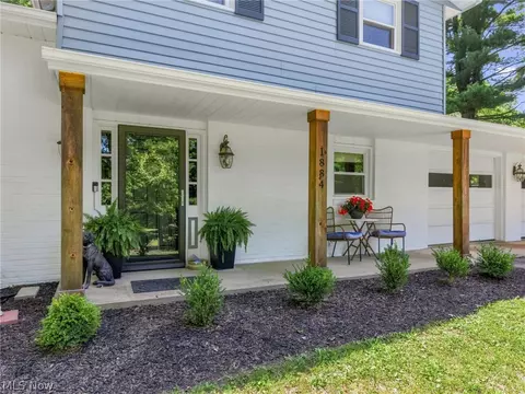 Exterior - 1884 Spring Valley Ave NW, Canton, OH 44708 photo 3 of 11