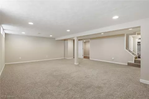 10602 Windham Rd, Parma, OH 44130 photo 32