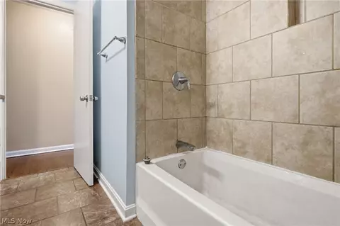 10602 Windham Rd, Parma, OH 44130 photo 25