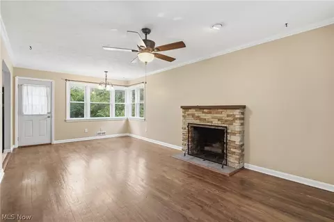 10602 Windham Rd, Parma, OH 44130 photo 11