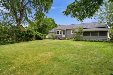 10602 Windham Rd, Parma, OH 44130 photo 48