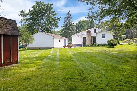 Exterior - 511 Keltner Rd, Akron, OH 44319 photo 7 of 9