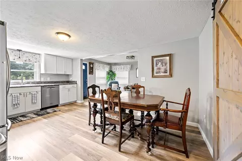 Dining - 511 Keltner Rd, Akron, OH 44319 photo 1 of 1